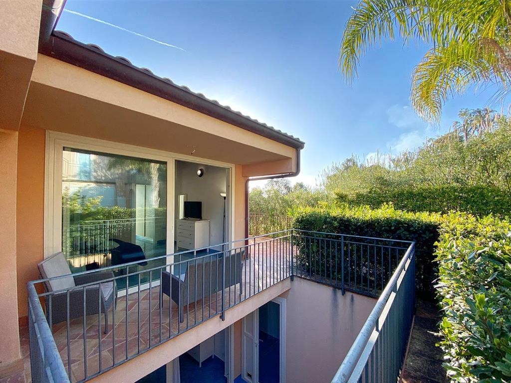 Grand Bleu Magara Apartment Cefalu Ngoại thất bức ảnh